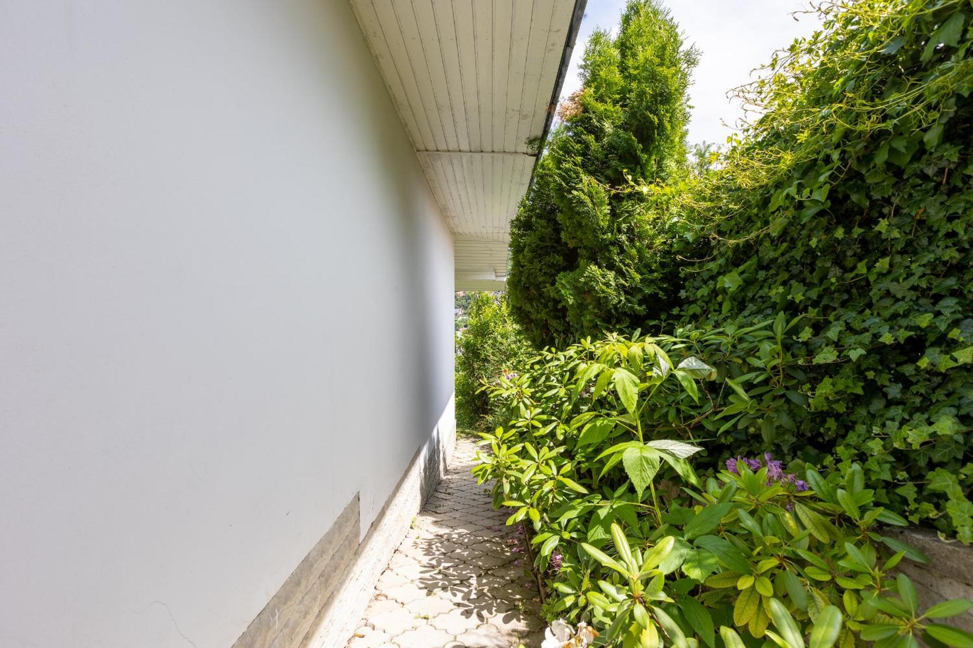 Villa Amalia, Centrum Banska Stiavnica, Parkovanie Pre 2 Auta, Velka Zahrada S Krbom, Cela Villa Amalia Pre 14 Osob Alebo Samostatne Nezavisle Prve Podlazie Villa Ama Pre 6 Osob Alebo Samostatne Nezavisle Podkrovie Villa Lia Pre 8 Osob,Pristup Cez Pi Εξωτερικό φωτογραφία
